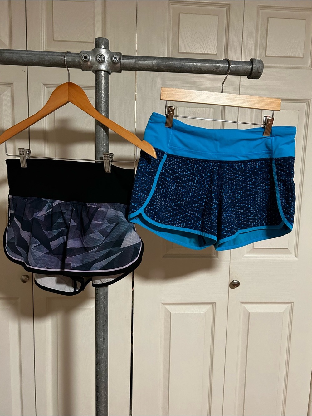 Lululemon shorts bundle size 6
